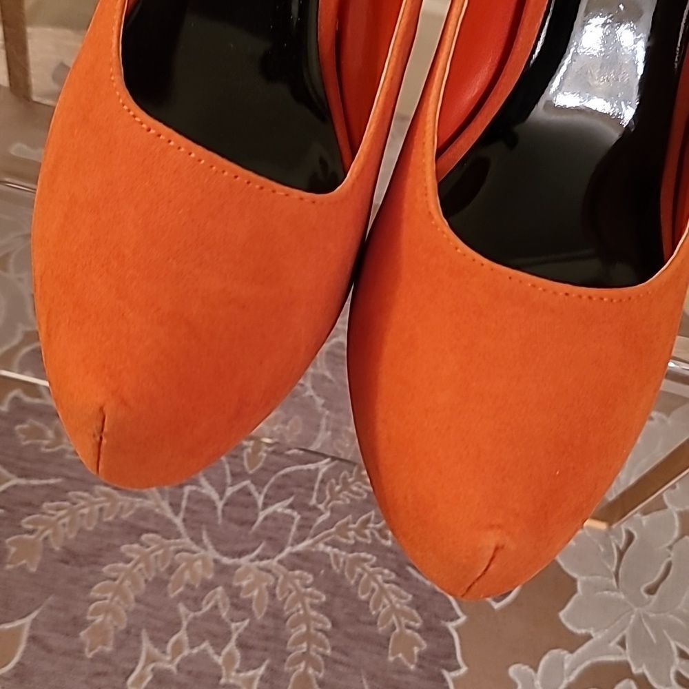 Bertinni Orange Suede Stilettos - Picture 8 of 16